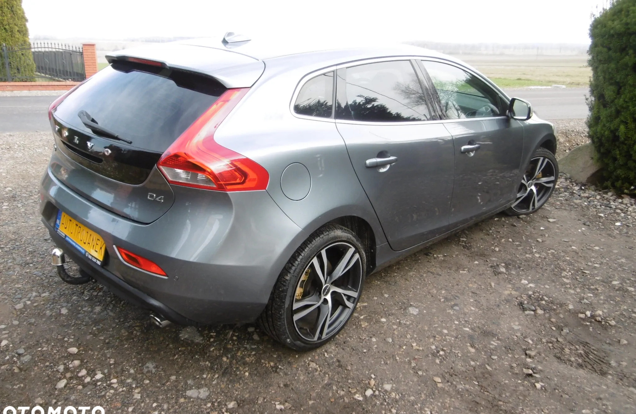 Volvo V40 cena 25900 przebieg: 264520, rok produkcji 2014 z Łuków małe 781